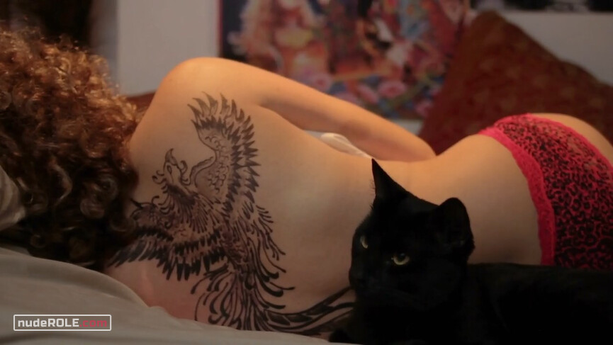 3. Bianca nude , Ana nude – Bianca (2013)