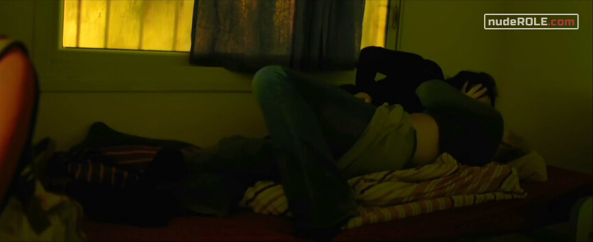 5. Benni nude , Yael sexy – Red Cow (2018)