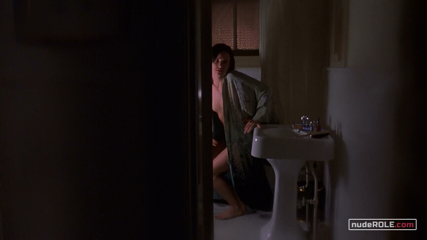 1. Jane Emelin nude – The 4th Floor (1999)