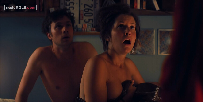 4. Frida nude – Simple Simon (2010)