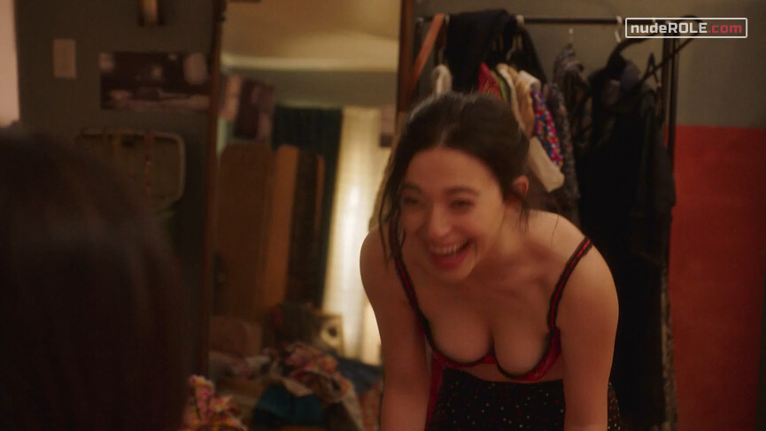 7. Max sexy – Better Things s04e04 (2020)
