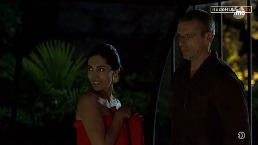 6. Léa Mantovani - une actrice italienne nude – The Great Alibi (2008)