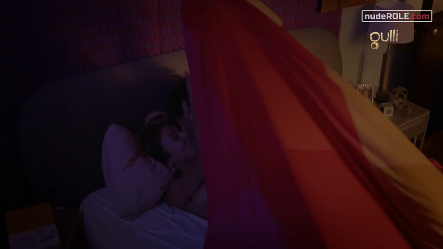 14. Alyzée nude – Clem s01-09 (2020)