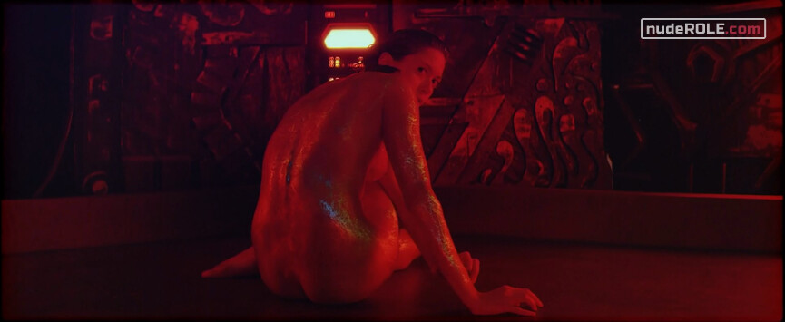 13. Mima nude – Blood Machines s01e01-03 (2019)