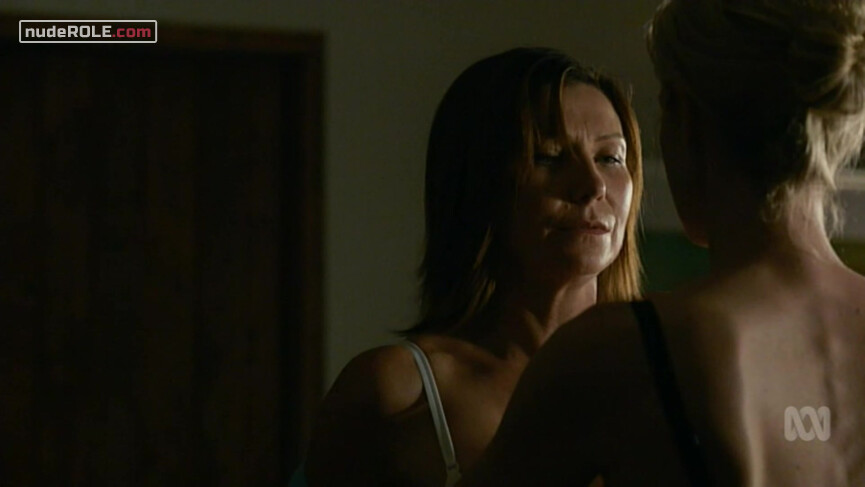 1. Bianca Grieve nude, Janet King sexy – Janet King s02e07 (2016)