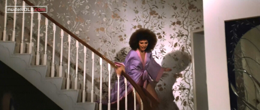 2. Gina00 sexy – Scarface (1983)