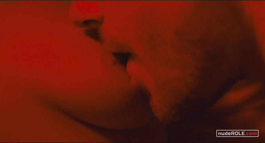 4. Marie nude – Heartbeats (2010)