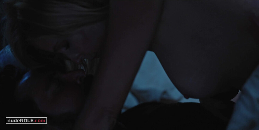7. Beth Dutton nude – Yellowstone s04e01 (2021) #2