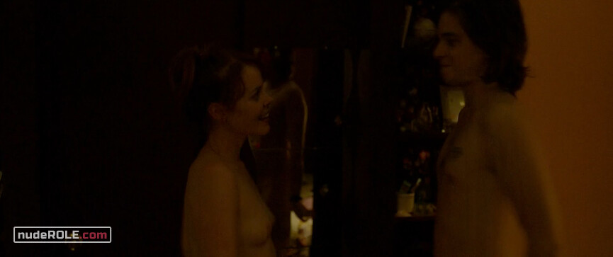 13. Laurie Gagnon nude, Élisabeth nude – Fabulous (2019)