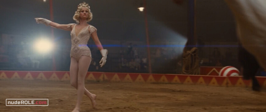 4. Marlena sexy – Water for Elephants (2011)