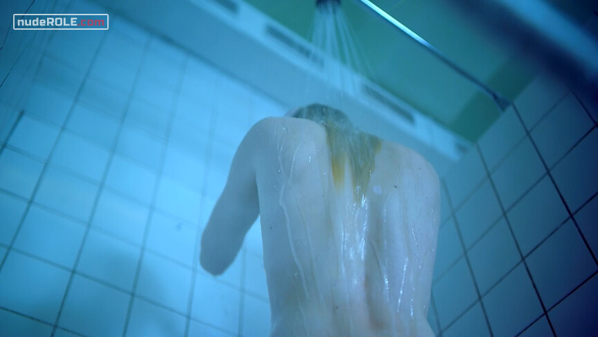 2. Jane sexy – Survive s01e01 (2020)
