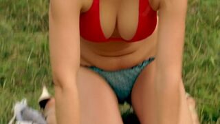Léa nude – Going South (2009)