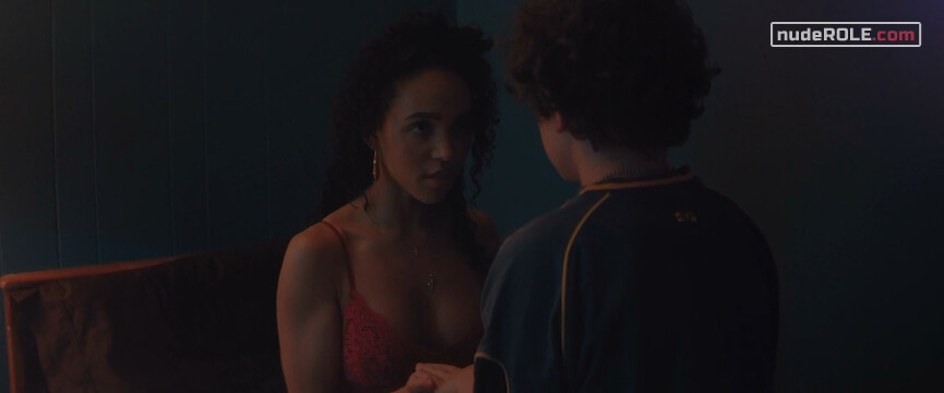 1. Shy Girl sexy – Honey Boy (2019)