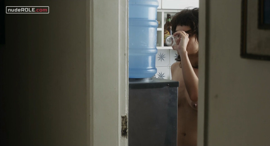 4. Penha nude , Indira nude – Party Over (2019)