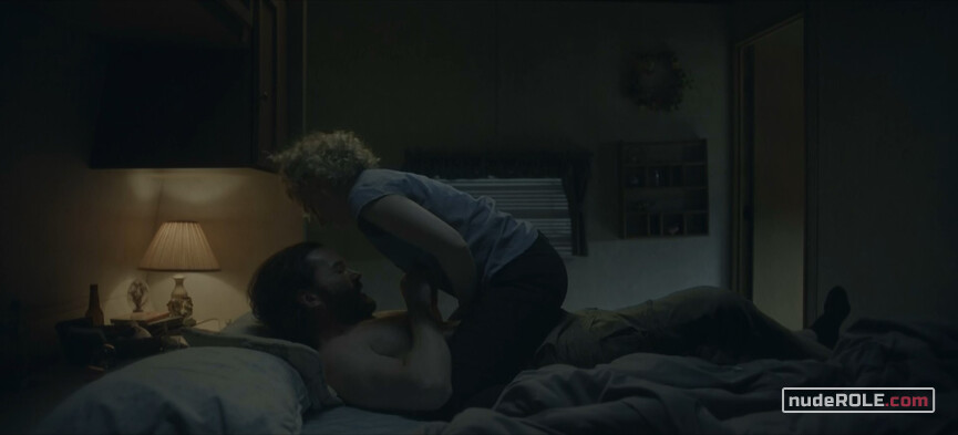 3. Ruth Langmore sexy – Ozark s03e06, e08 (2020)