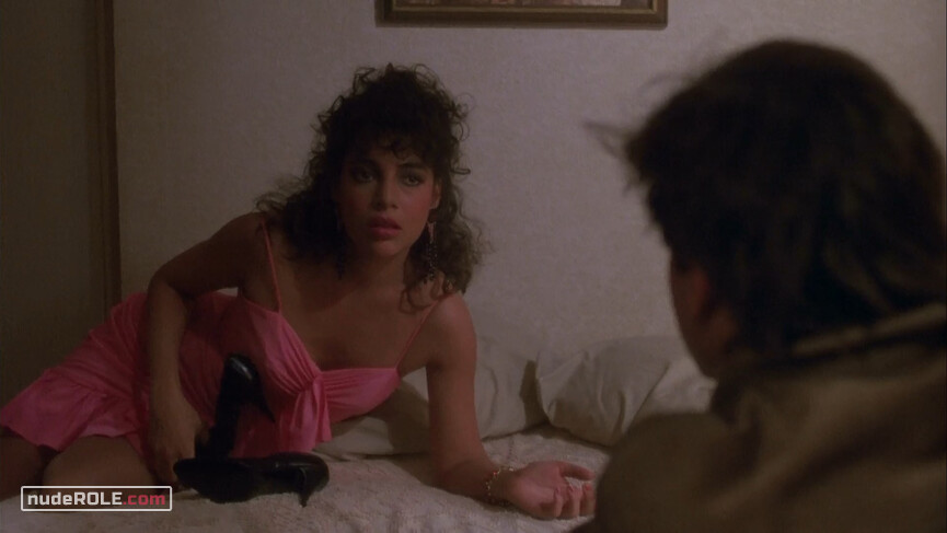 2. Annie Rayford nude, Debbie Torres sexy – Blue City (1986)