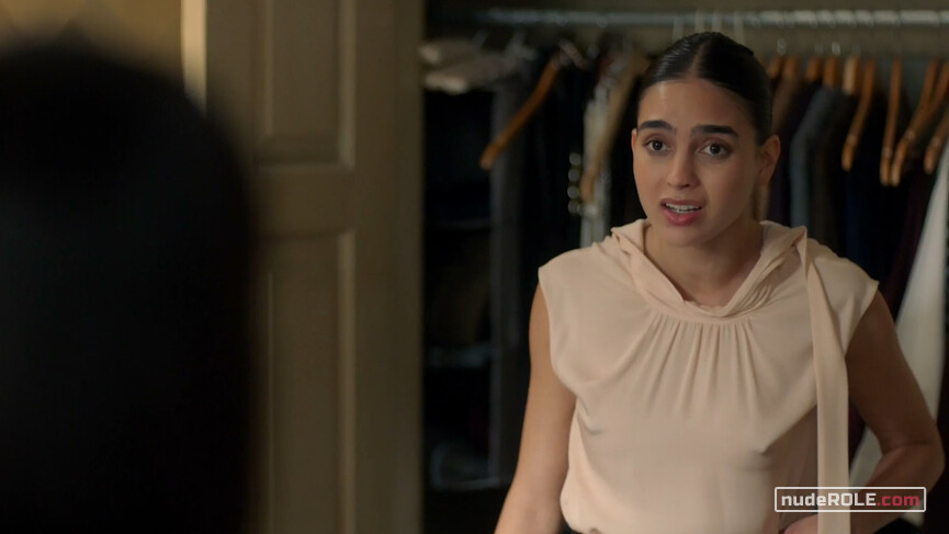 5. Lyn nude – Vida s03e05 (2020)