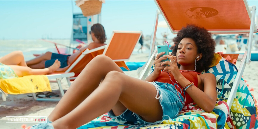 1. Summer66 sexy, Sofia sexy – Summertime s01e05 (2020)