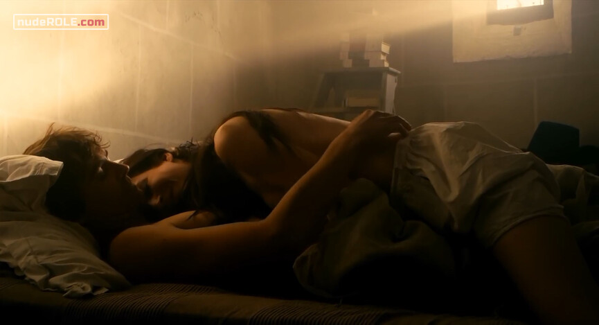 6. Mariana Alcoforado sexy – Letters of a Portuguese Nun (2014)