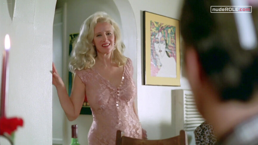 16. Veronica Dow nude, Charlene Hunt nude – Amnesia (1997)