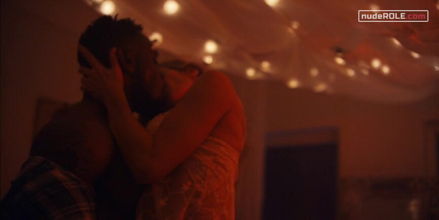 4. Victoria sexy, Whitney sexy – A Violent Man (2017)