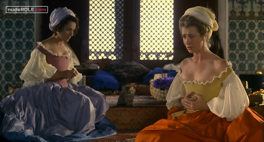 8. Marcela sexy, Diana nude – The Dog in the Manger (1996)