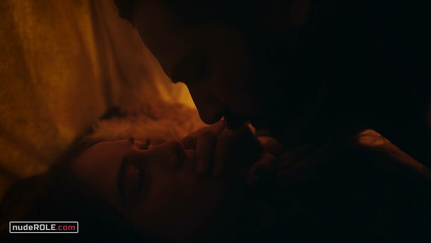 11. Sarah nude , Selah sexy – The Other Lamb (2019)