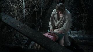 Cersei Lannister sexy – Game of Thrones s01e01 (2011)
