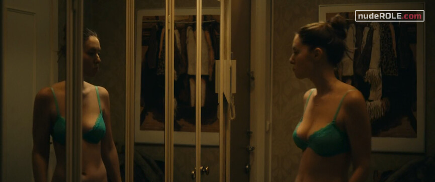 10. Niki nude , Maggie nude – Call Mom! (2019)