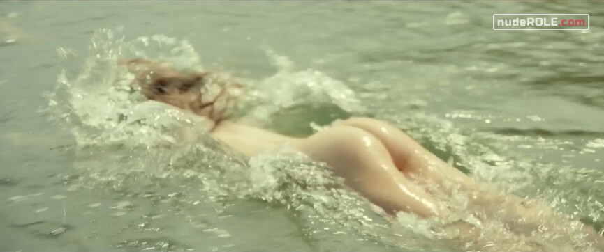 10. Stella nude , Sophia nude , Maria nude – Easy Love (2019)