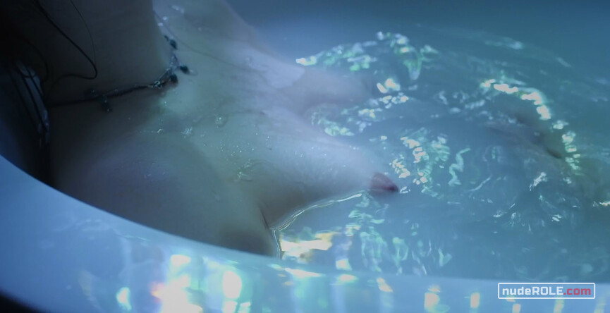 12. Marina nude – Strangers of Patience (2018)