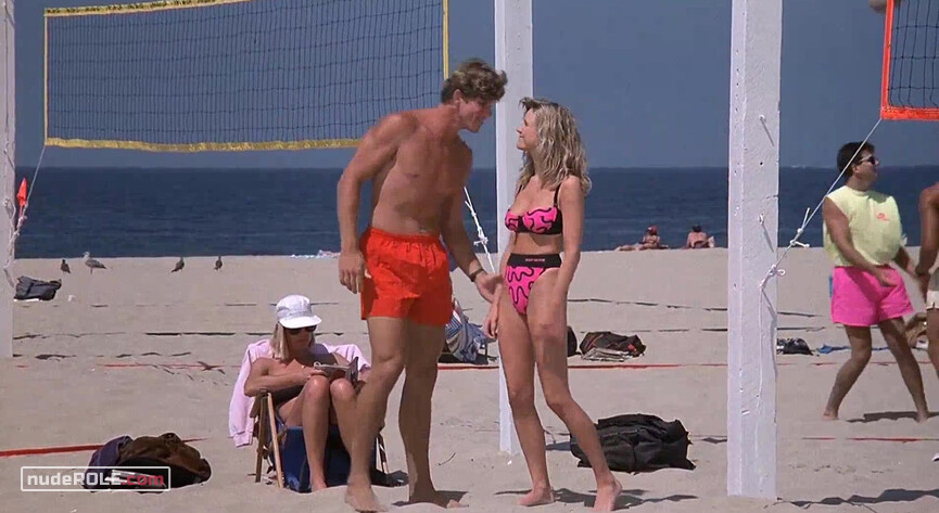 11. Samantha sexy, Kate Jacobs nude – Side Out (1990)