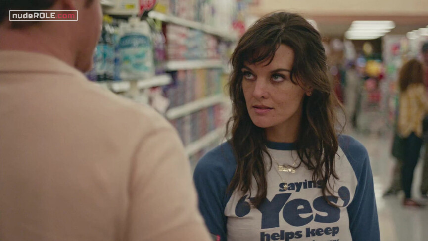 1. Bridgette Bird nude – SMILF s01e04 (2017)