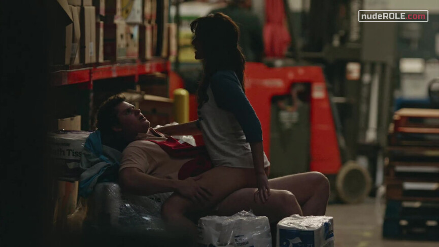 4. Bridgette Bird nude – SMILF s01e04 (2017)