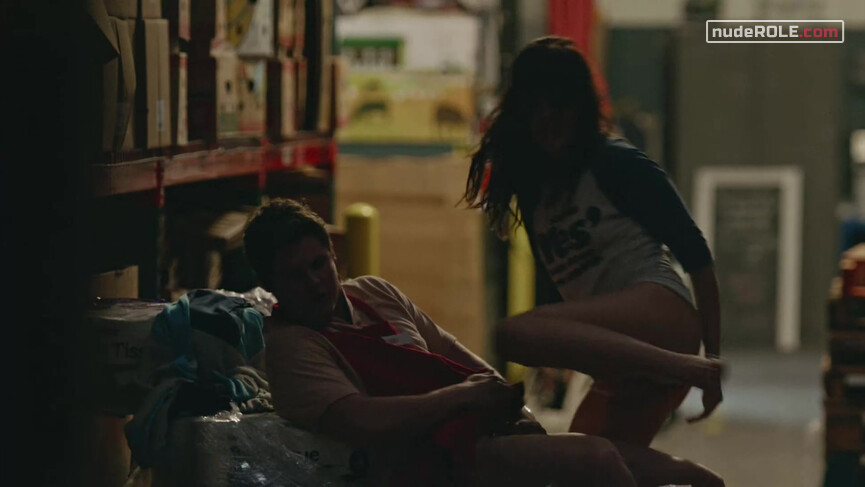 8. Bridgette Bird nude – SMILF s01e04 (2017)