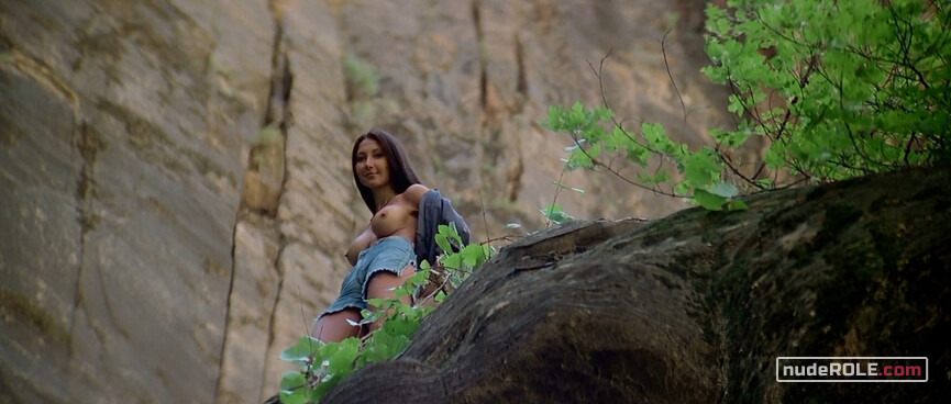 5. George nude – The Eiger Sanction (1975)