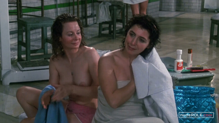 17. Sarah nude , Josie nude , Dawn nude , Nancy nude – Steaming (1985)