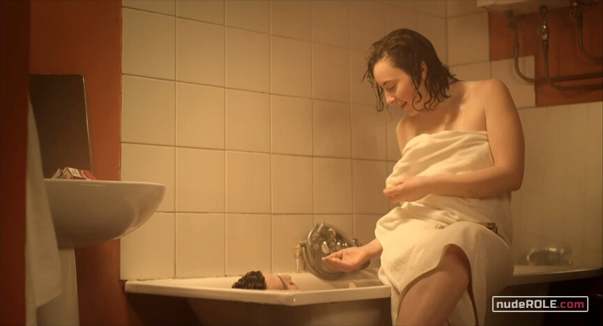 5. Ana nude – White Turnips Make It Hard to Sleep (2011)