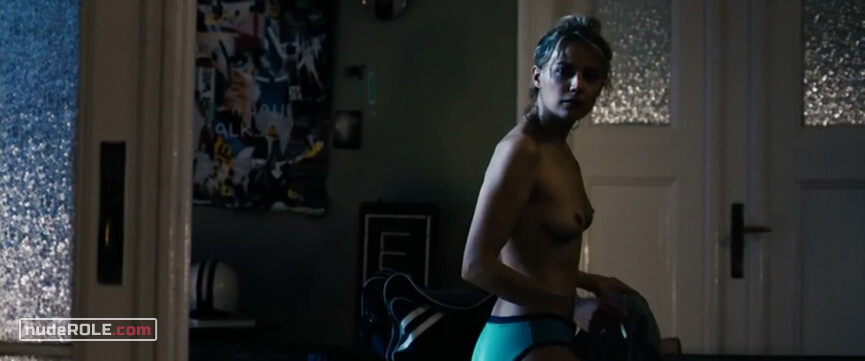 4. Fritzi nude – GrossStadtklein (2013)