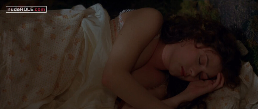 11. Hermia sexy, Helena sexy – A Midsummer Night's Dream (1999)