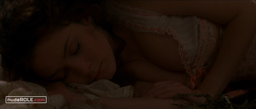 8. Hermia sexy, Helena sexy – A Midsummer Night's Dream (1999)