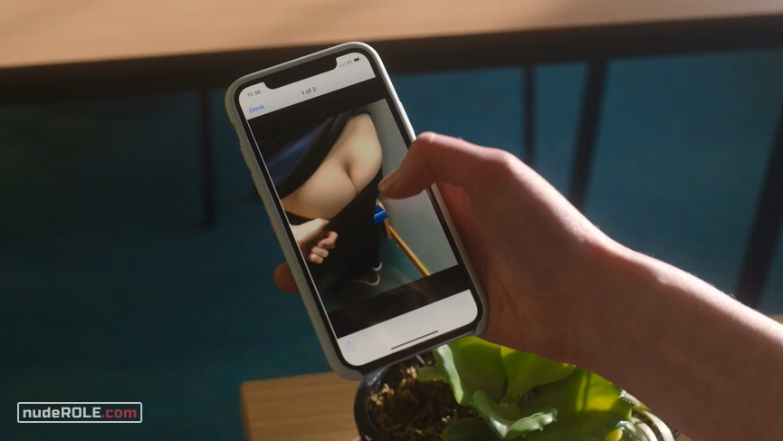 9. Mae nude , George sexy – Feel Good s01e01-05 (2020)