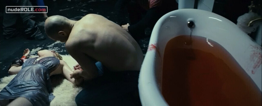 11. Lana sexy, Yulia sexy – You and I (2011)