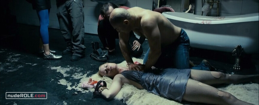 13. Lana sexy, Yulia sexy – You and I (2011)