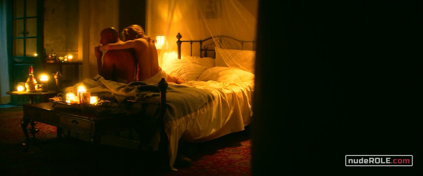 5. Gina Garrison sexy – Bloodshot (2020)