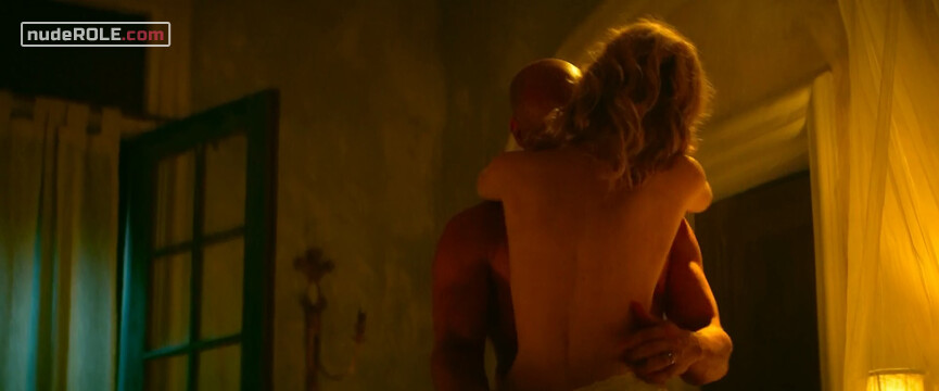 7. Gina Garrison sexy – Bloodshot (2020)