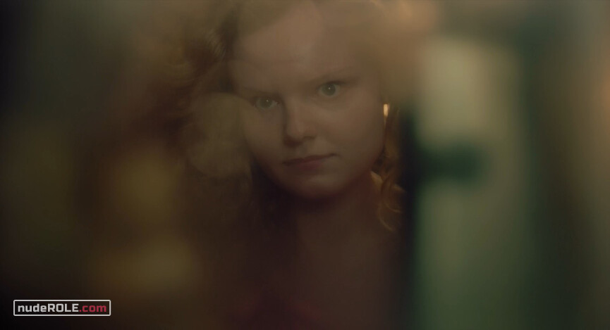 10. Hilke Jepsen nude – The German Lesson (2019)