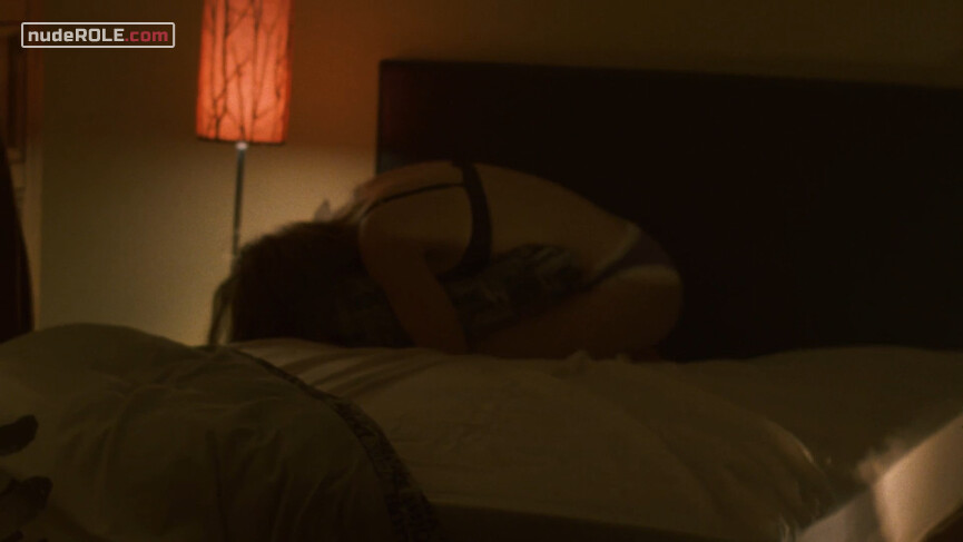 2. Harriet sexy – Sophie at the Races (2014)