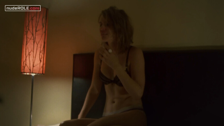 4. Harriet sexy – Sophie at the Races (2014)