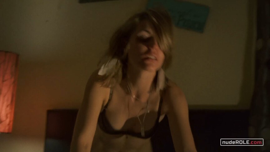 6. Harriet sexy – Sophie at the Races (2014)